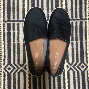 TOMS Avalon Women/Adult shoe size Women 7.5 Casual 10012992 Black Textured Nylon